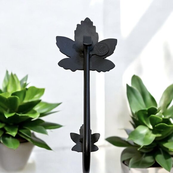 Longaberger Wrought Iron Maple Leaf Hook - Picture 5 of 7